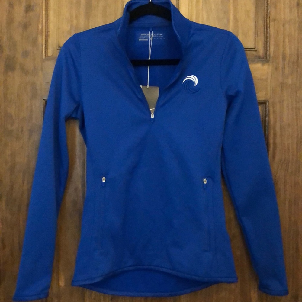 Women’s Nike golf pullover. Size XS.